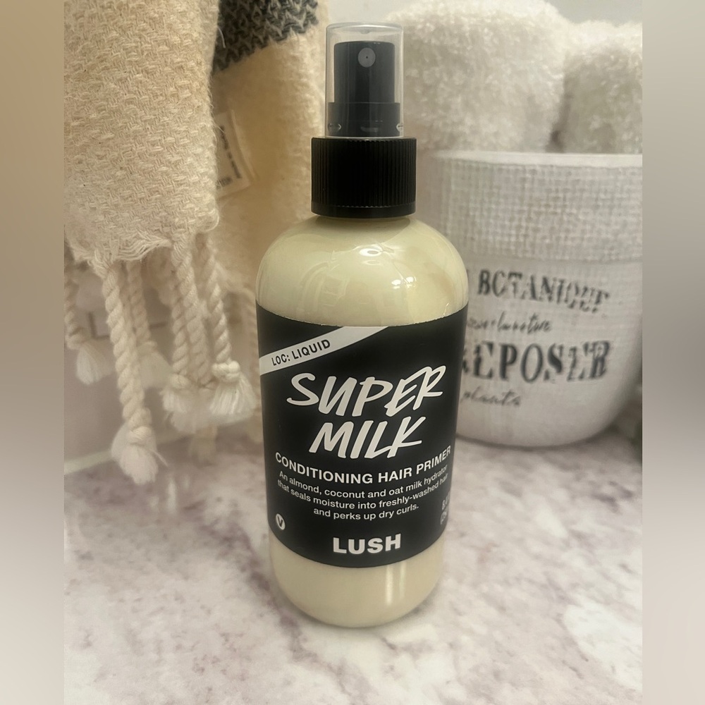 Brand new Lush Super Milk conditioning spray 8.4 oz